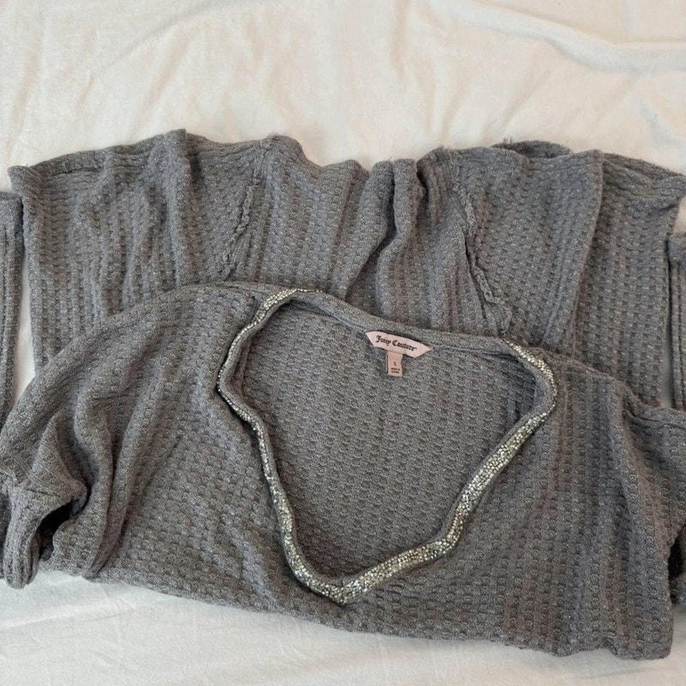 Juicy Couture Grey Vneck sweater - Picture 4 of 4